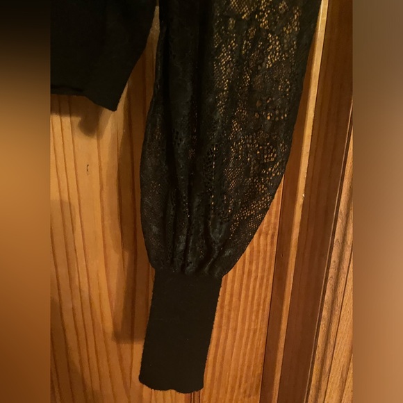 Lace top - Picture 8 of 8